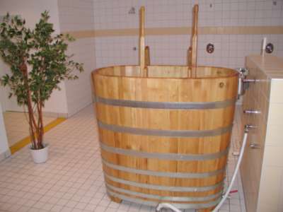 Tauchbecken vorne1